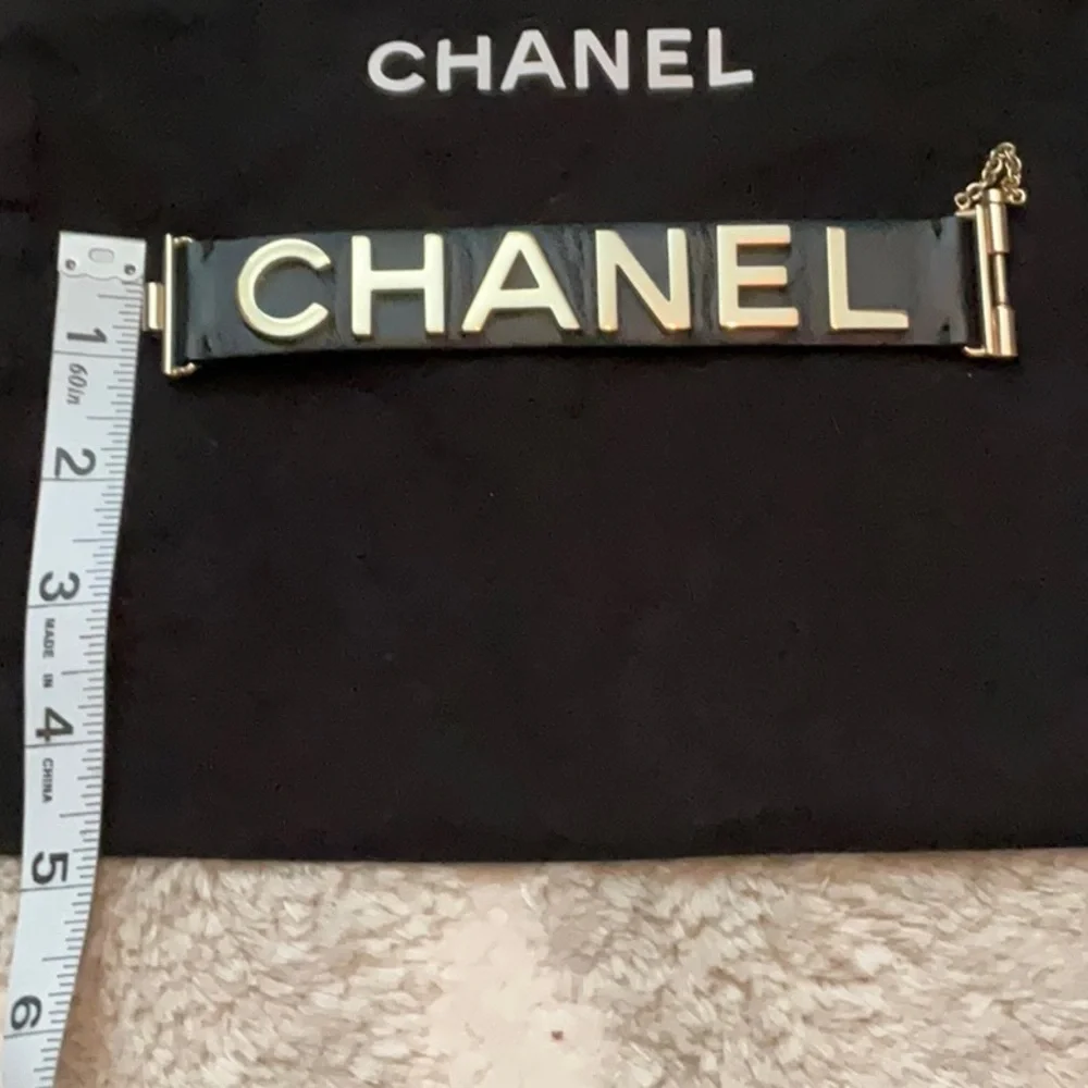 ❌SOLD❌Chanel Calfskin Logo Cuff Bracelet - Picture 11 of 13
